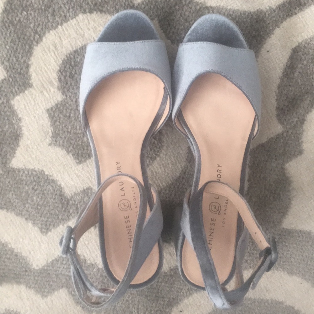 Chinese Laundry Shoes NWT